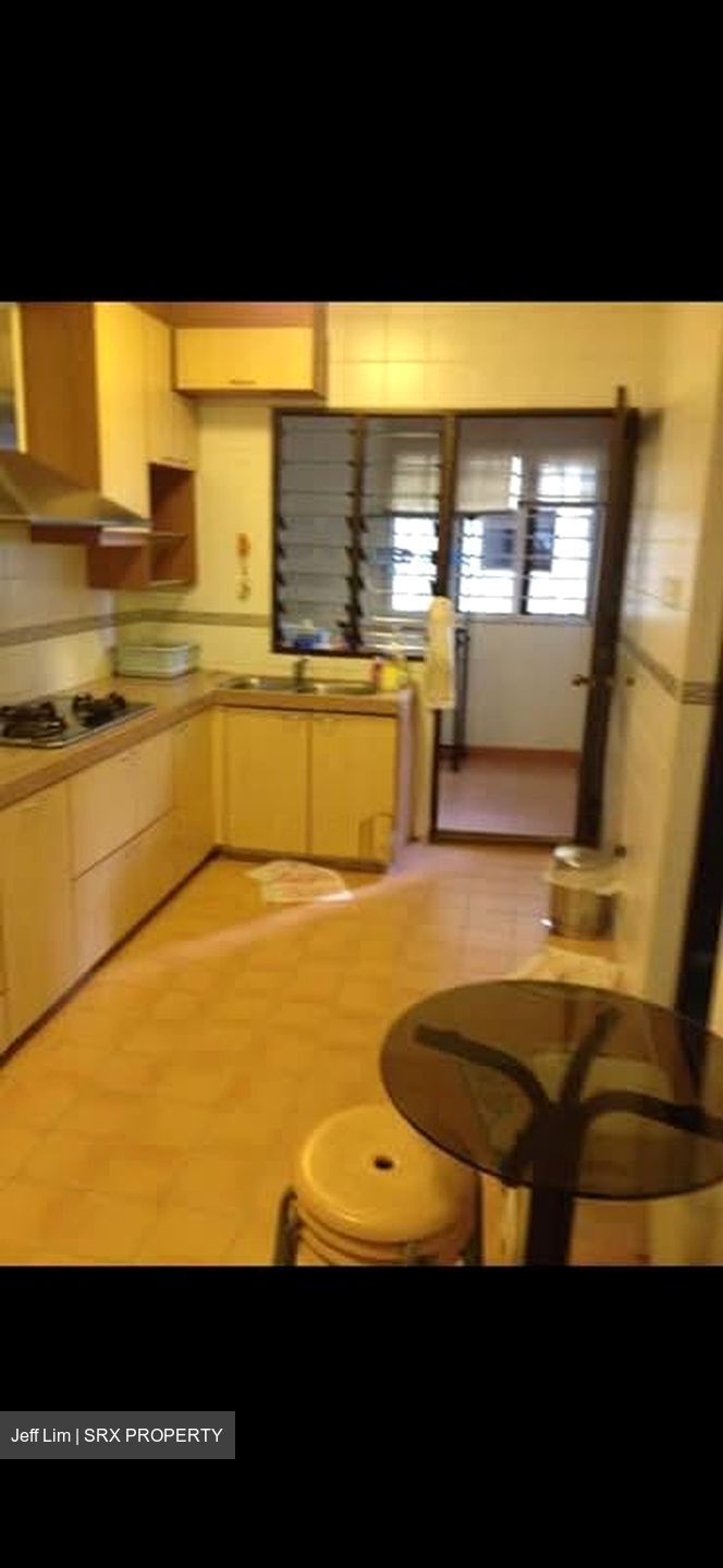 Blk 609 Jurong West Street 65 (Jurong West), HDB Executive #594857111